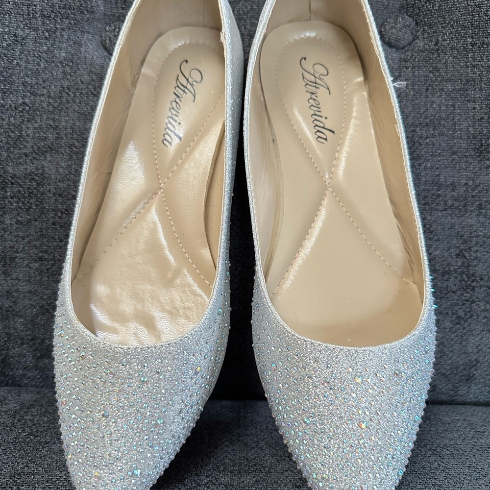 Glittering Silver Women's Flats